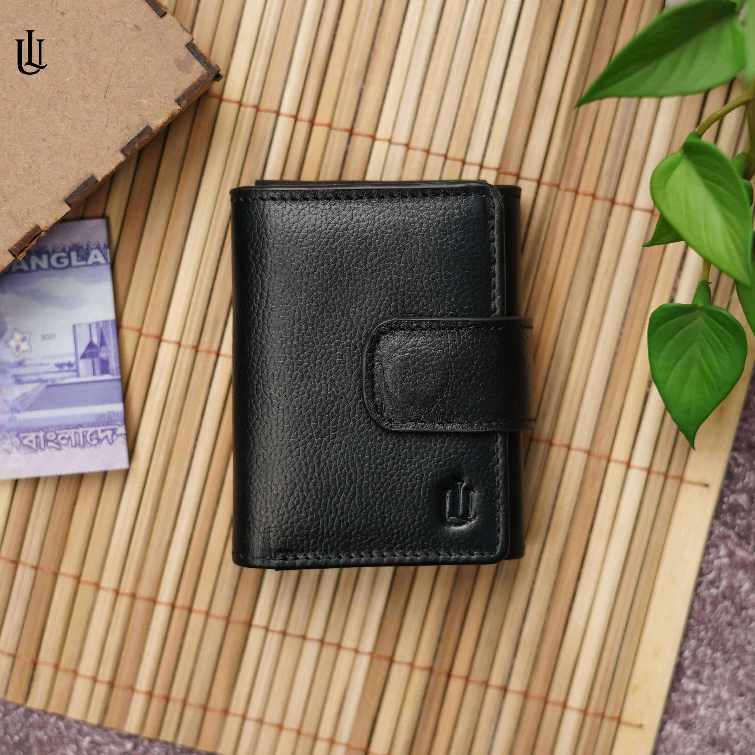 Edd Trifold Wallet - Black