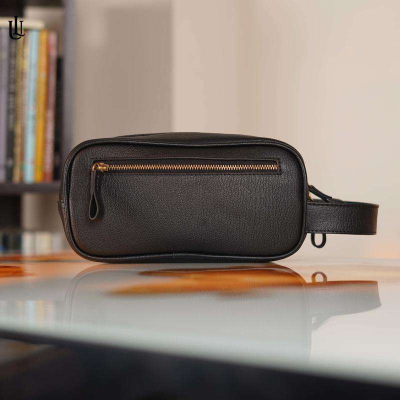 Hong Pouch Bag - Black Leather