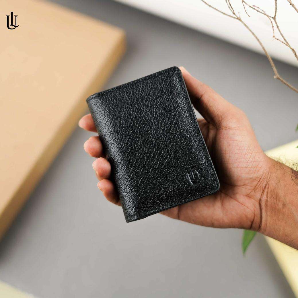 Viny Mini Bifold Wallet - Black