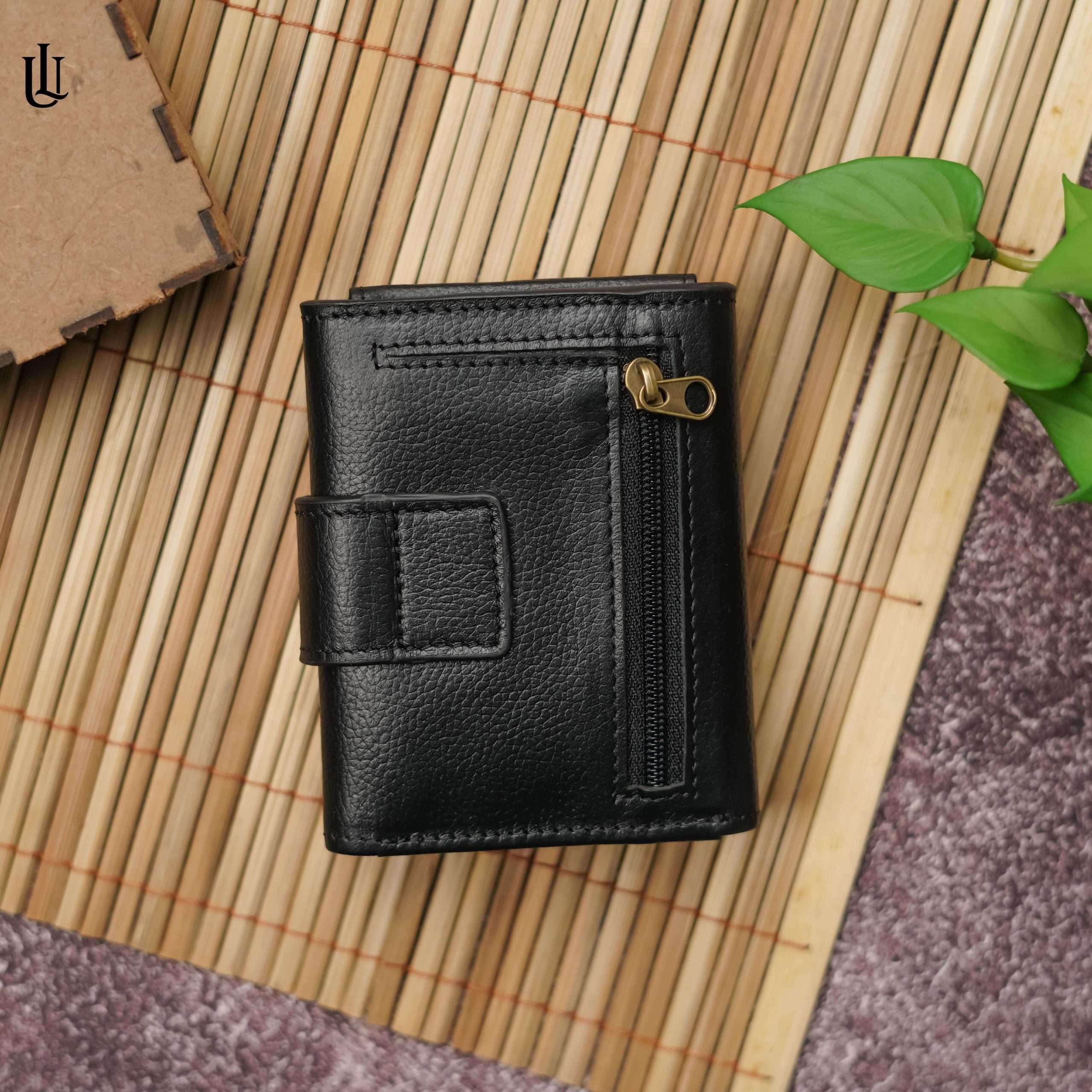 Edd Trifold Wallet - Black