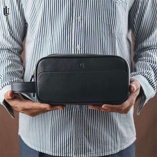 Toby Pouch Bag - Black Leather