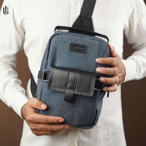 Ellen Crossbody Bag - Light Blue