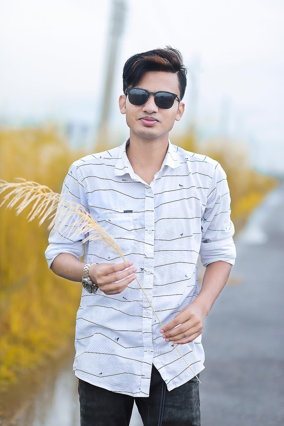 author-img
